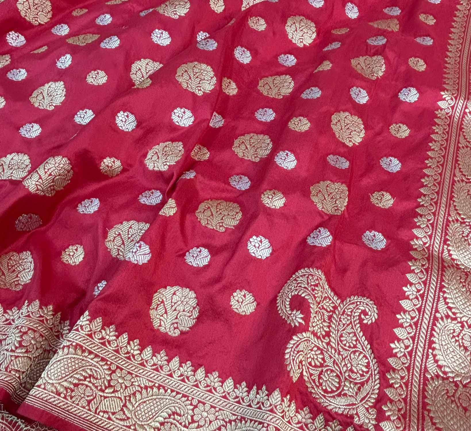 Exquisite Red Banarasi Handloom Pure Katan Silk Sona Roopa Saree - Luxurion World