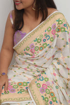 Stunning Dyeable Banarasi Pure Georgette Meenakari Flower Design Saree - Luxurion World