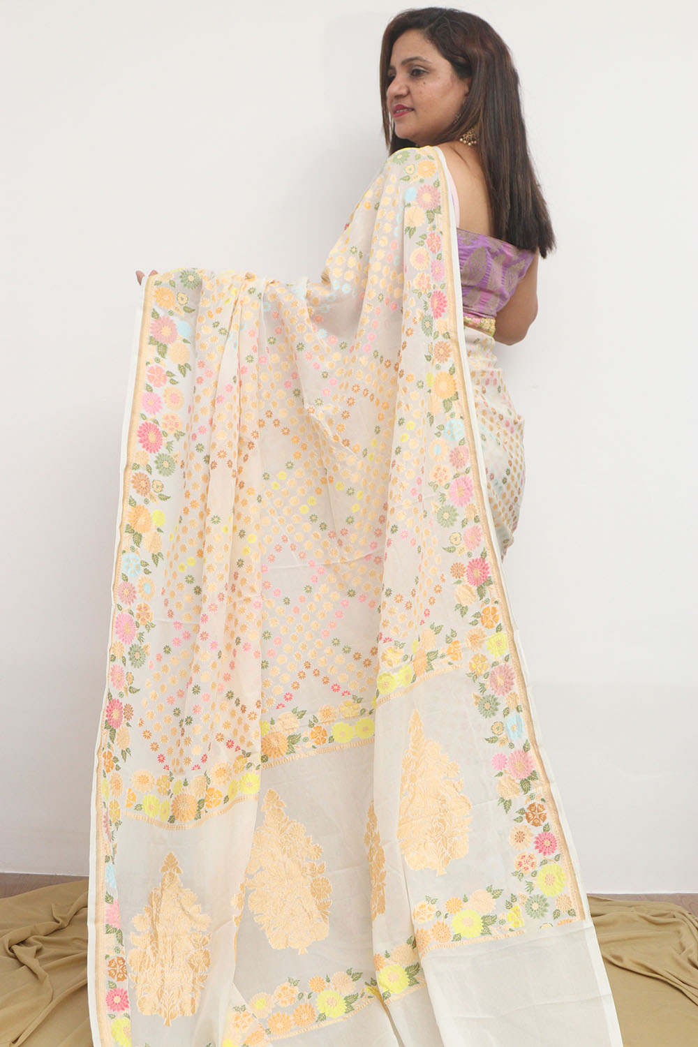 Dyeable Meenakari Flower Design Banarasi Pure Georgette Saree - Luxurion World