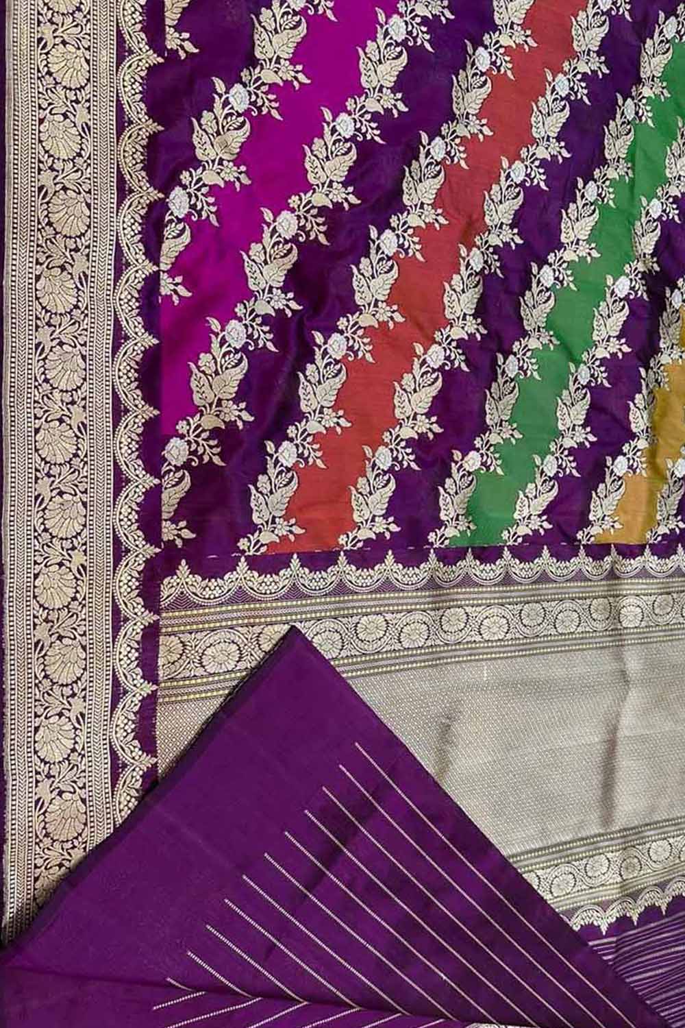 Exquisite Multicolor Banarasi Handloom Pure Katan Silk Rangkat Saree - Luxurion World