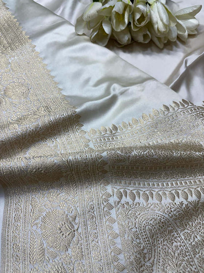 Dyeable Banarasi Mashru Silk Plain Saree - Luxurion World