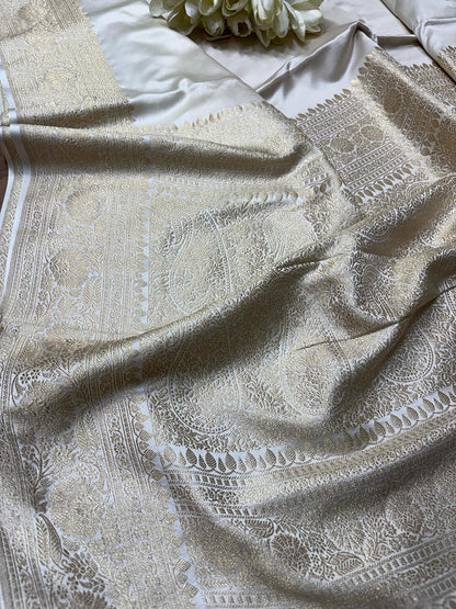 Dyeable Banarasi Mashru Silk Plain Saree - Luxurion World