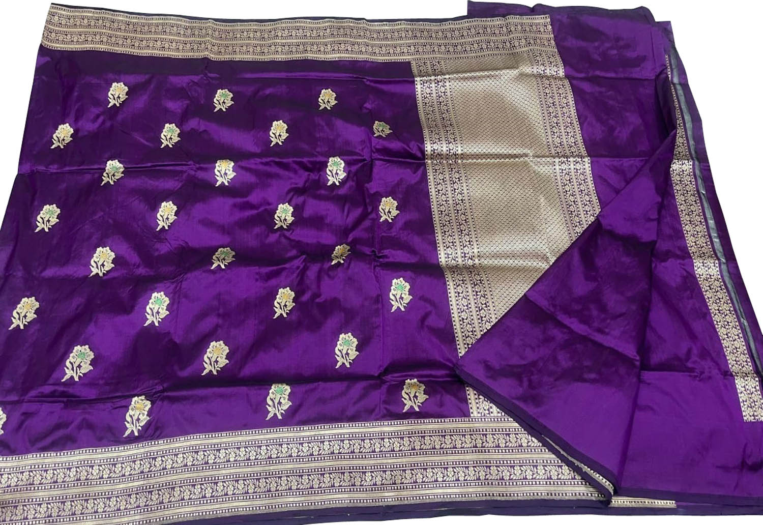 Purple Banarasi Handloom Pure Katan Silk Kadiyal Saree - Luxurion World