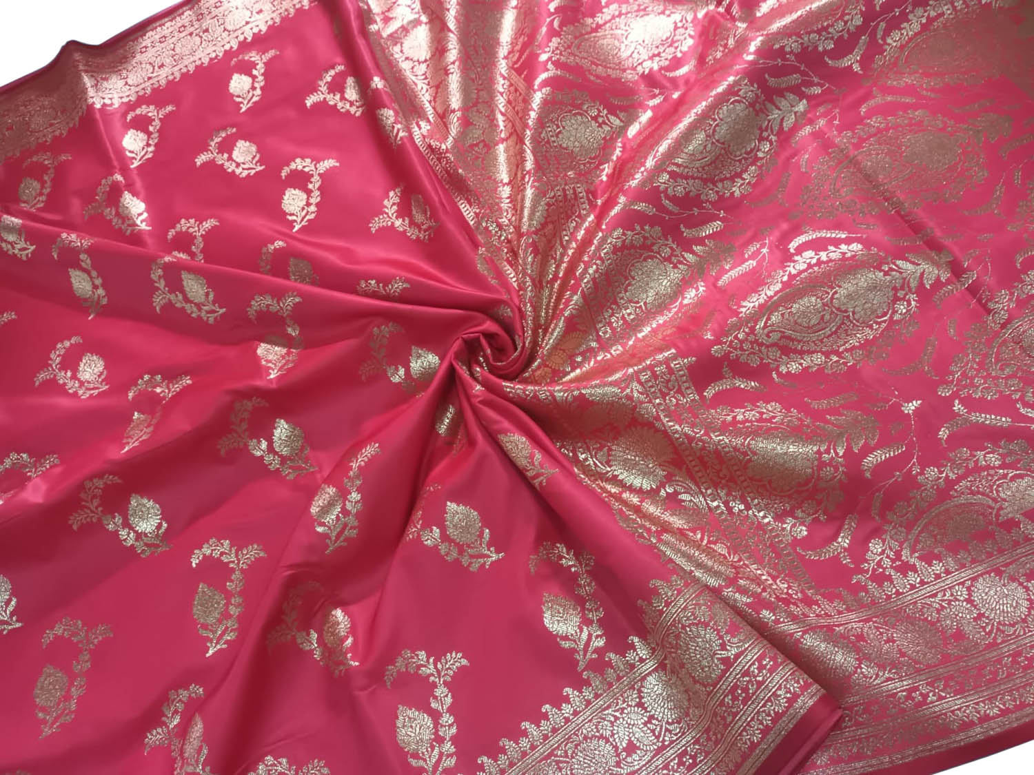 Pretty in Pink: Banarasi Silk Saree - Luxurion World