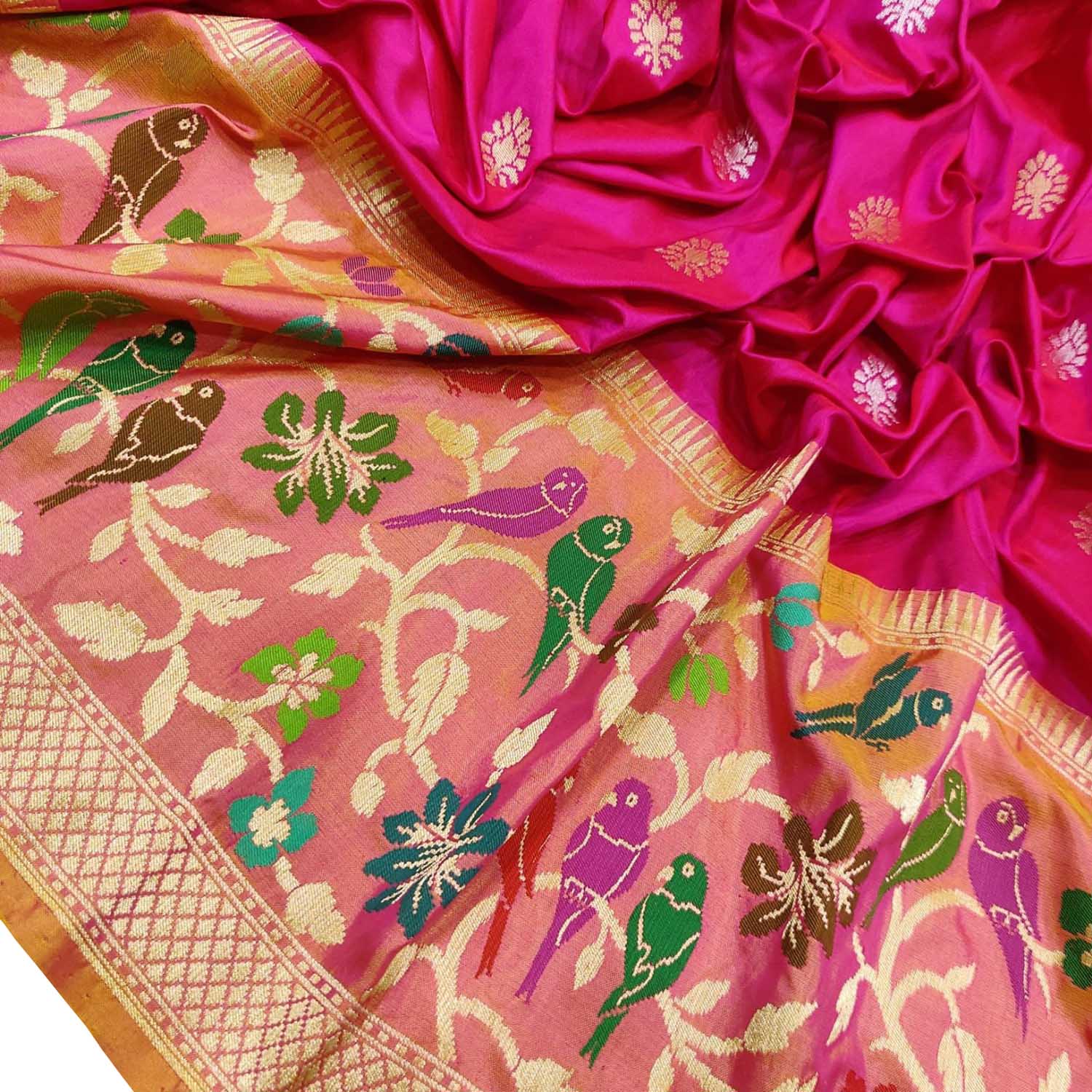 Exquisite Pink Banarasi Handloom Silk Saree - Luxurion World