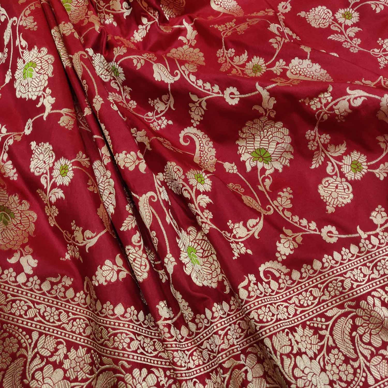 Exquisite Red Banarasi Handloom Silk Saree - Luxurion World