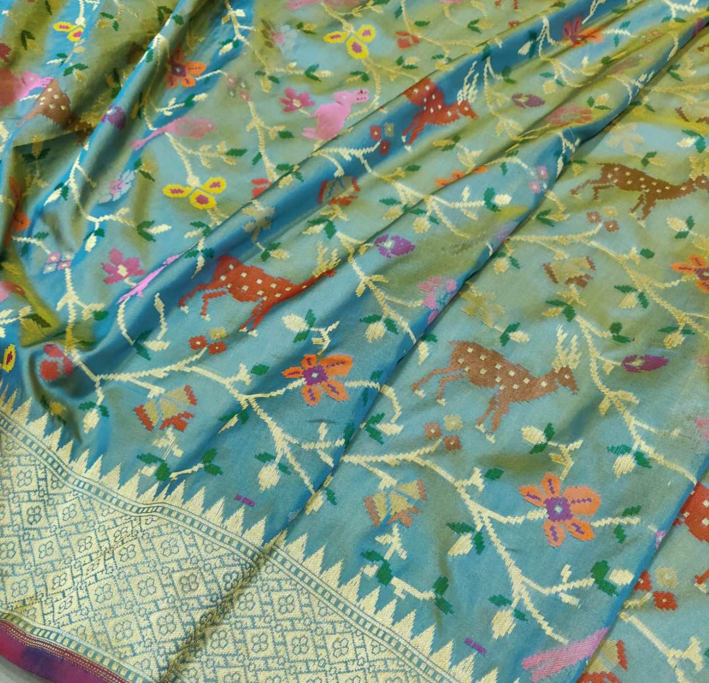 Exquisite Multicolor Banarasi Handloom Pure Katan Silk Saree - Luxurion World