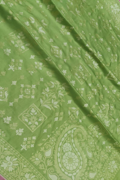 Exquisite Green Banarasi Handloom Pure Katan Silk Saree - Luxurion World