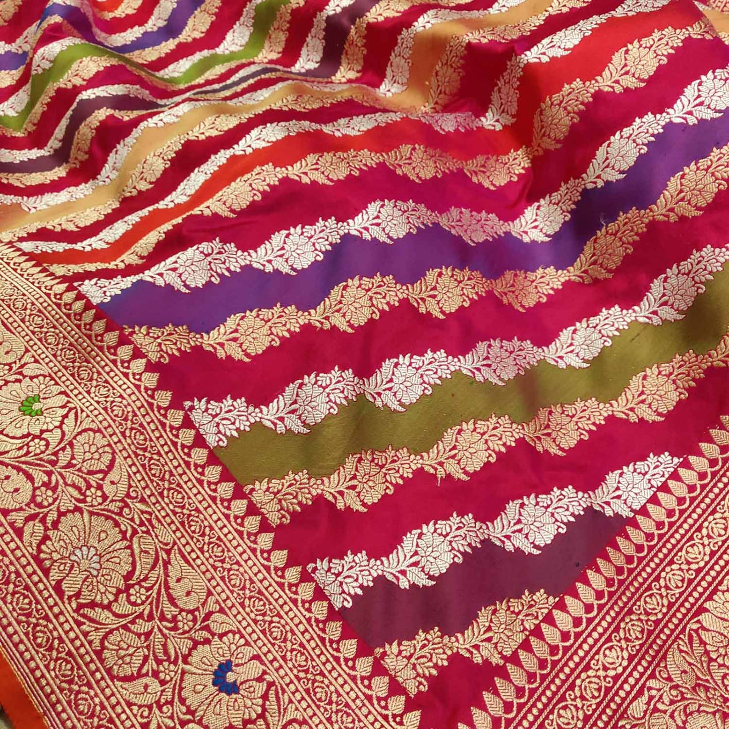 Exquisite Multicolor Banarasi Handloom Pure Katan Silk Saree - Luxurion World