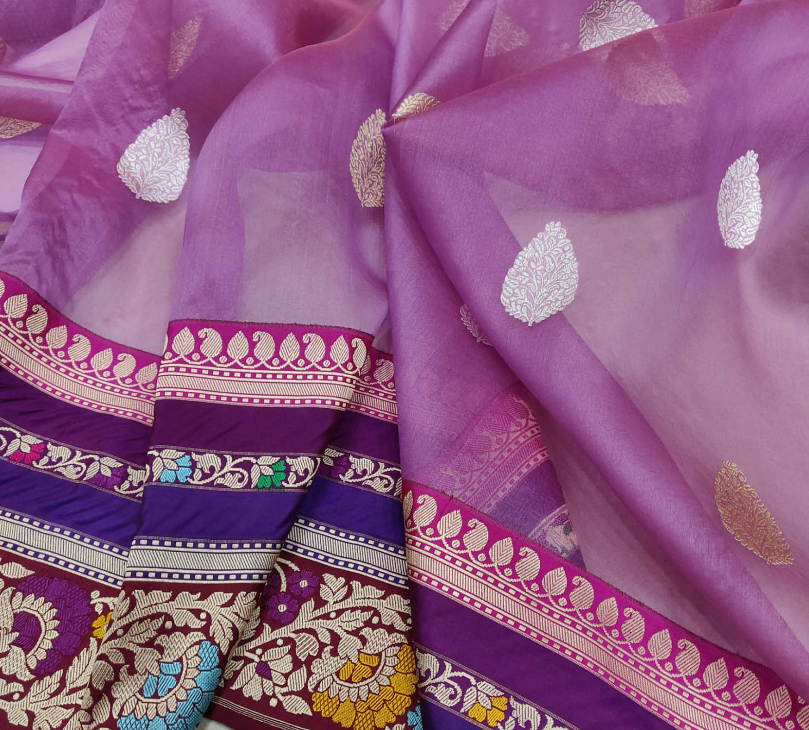 Elegant Purple Banarasi Handloom Pure Kora Silk Meenakari Saree - Luxurion World