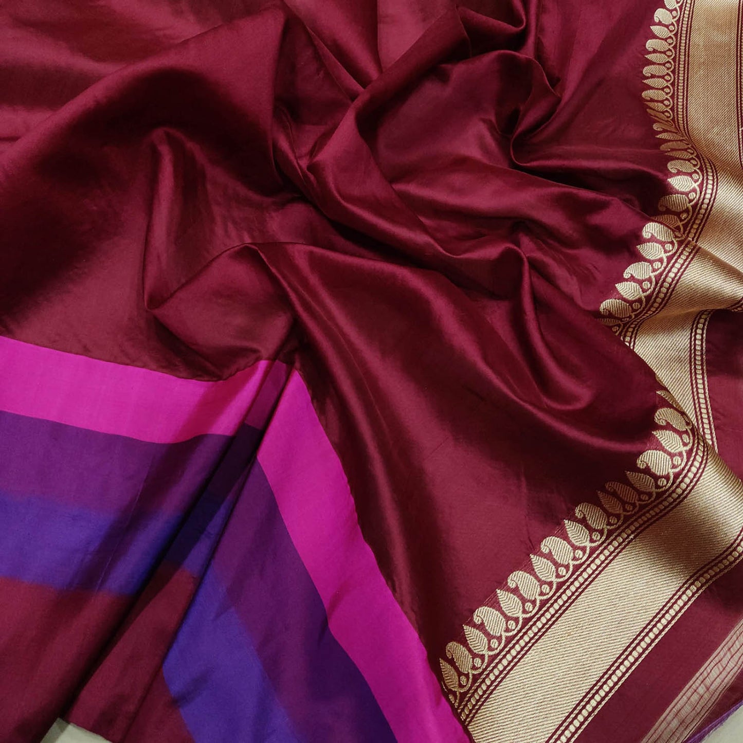 Elegant Purple Banarasi Handloom Pure Kora Silk Meenakari Saree - Luxurion World