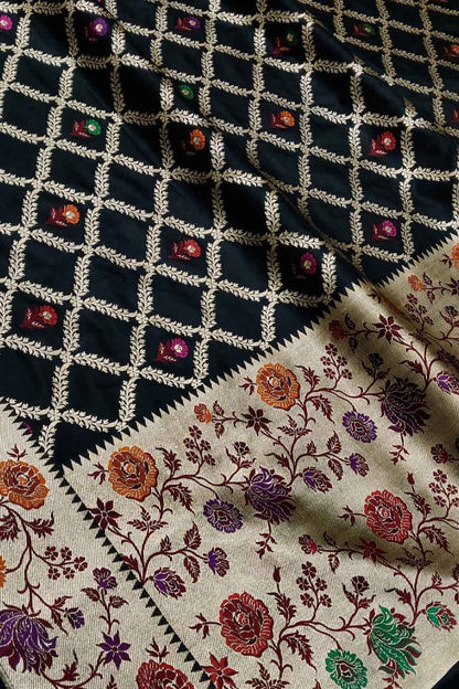 Elegant Black Banarasi Handloom Pure Katan Silk Flower Design Meenakari Saree - Luxurion World