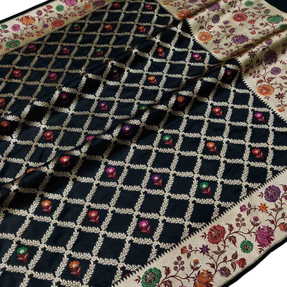 Elegant Black Banarasi Handloom Pure Katan Silk Flower Design Meenakari Saree - Luxurion World