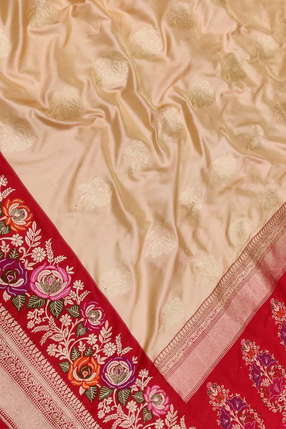 Exquisite Cream And Red Handloom Banarasi Pure Katan Silk Meenakari Flower Design Saree - Luxurion World