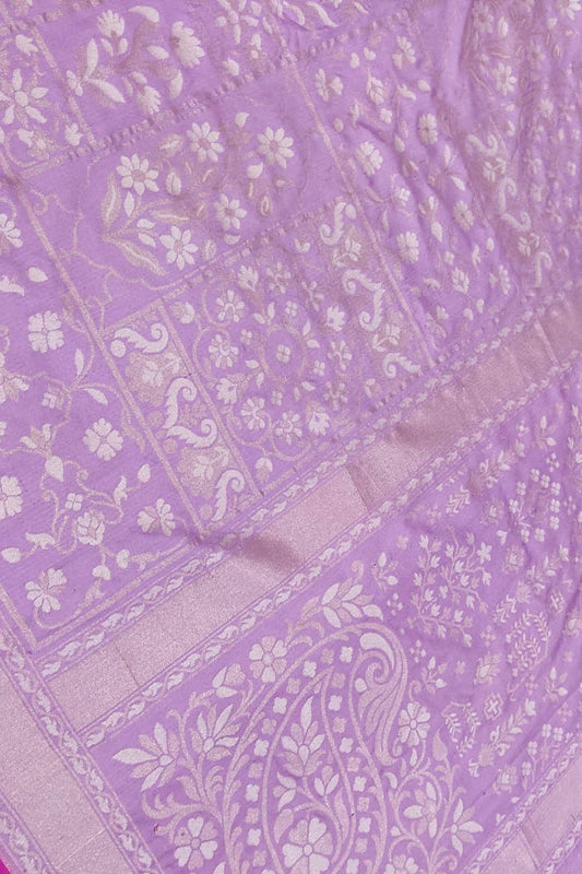 Exquisite Purple Handloom Banarasi Pure Katan Silk Flower Design Saree - Luxurion World