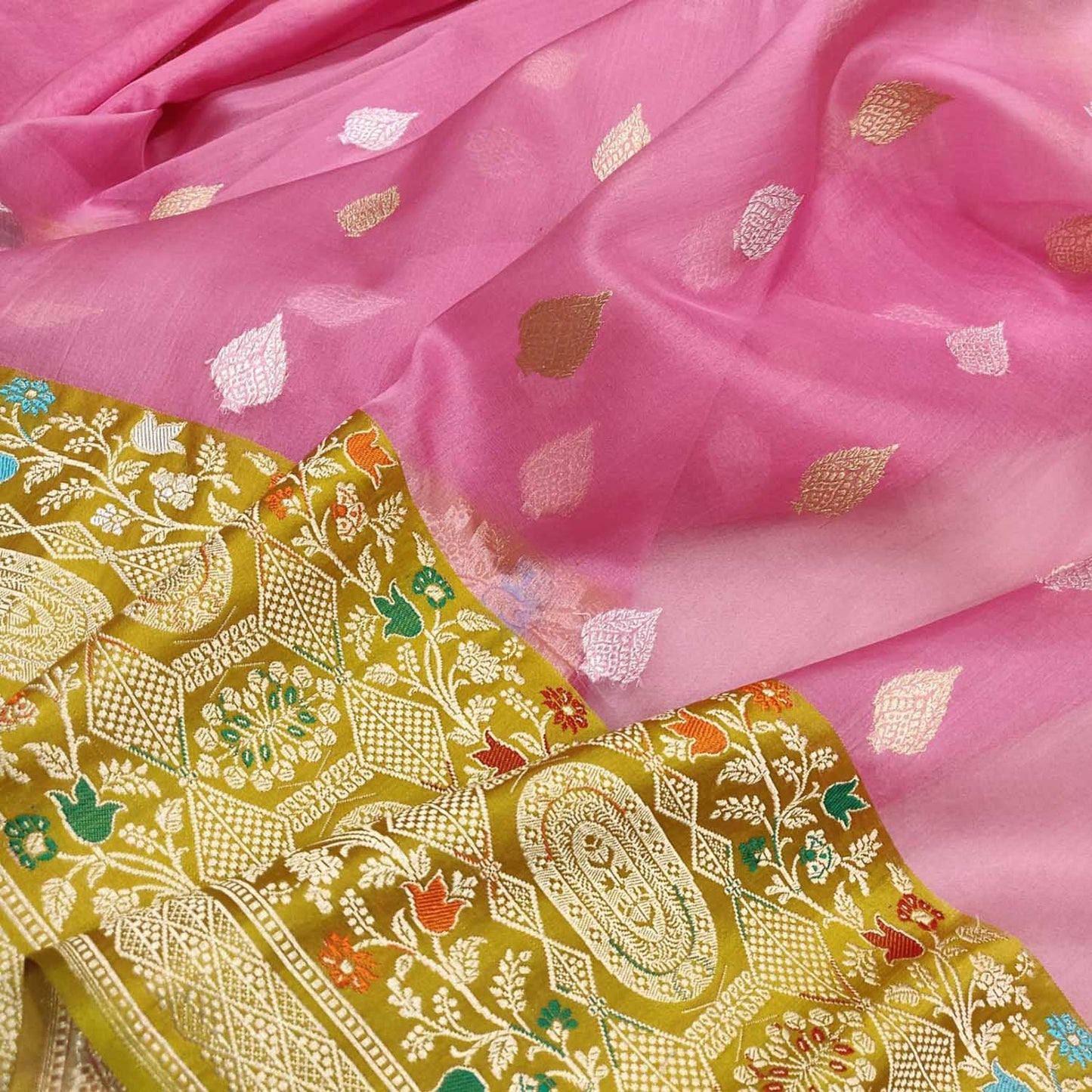 Pink Handloom Banarasi Pure Kora Organza Flower Design Meenakari Saree - Luxurion World