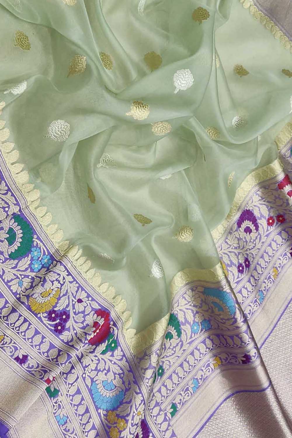 Green Handloom Banarasi Pure Kora Organza Flower Design Sona Roopa Saree - Luxurion World