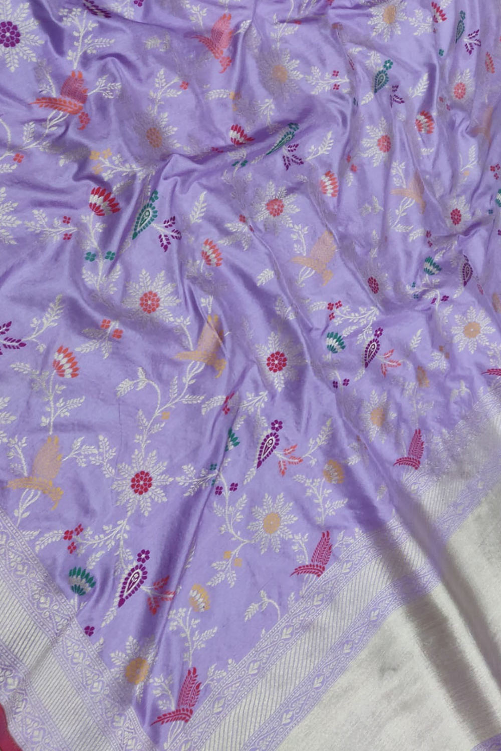 Purple Banarasi Handloom Pure Katan Silk Flower Design Meenakari Saree - Luxurion World