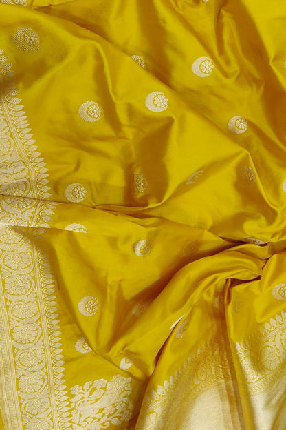 Yellow Handloom Banarasi Pure Katan Silk Chand Booti Design Saree - Luxurion World