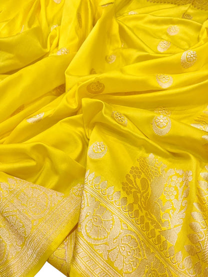 Yellow Handloom Banarasi Pure Katan Silk Chand Booti Design Saree - Luxurion World