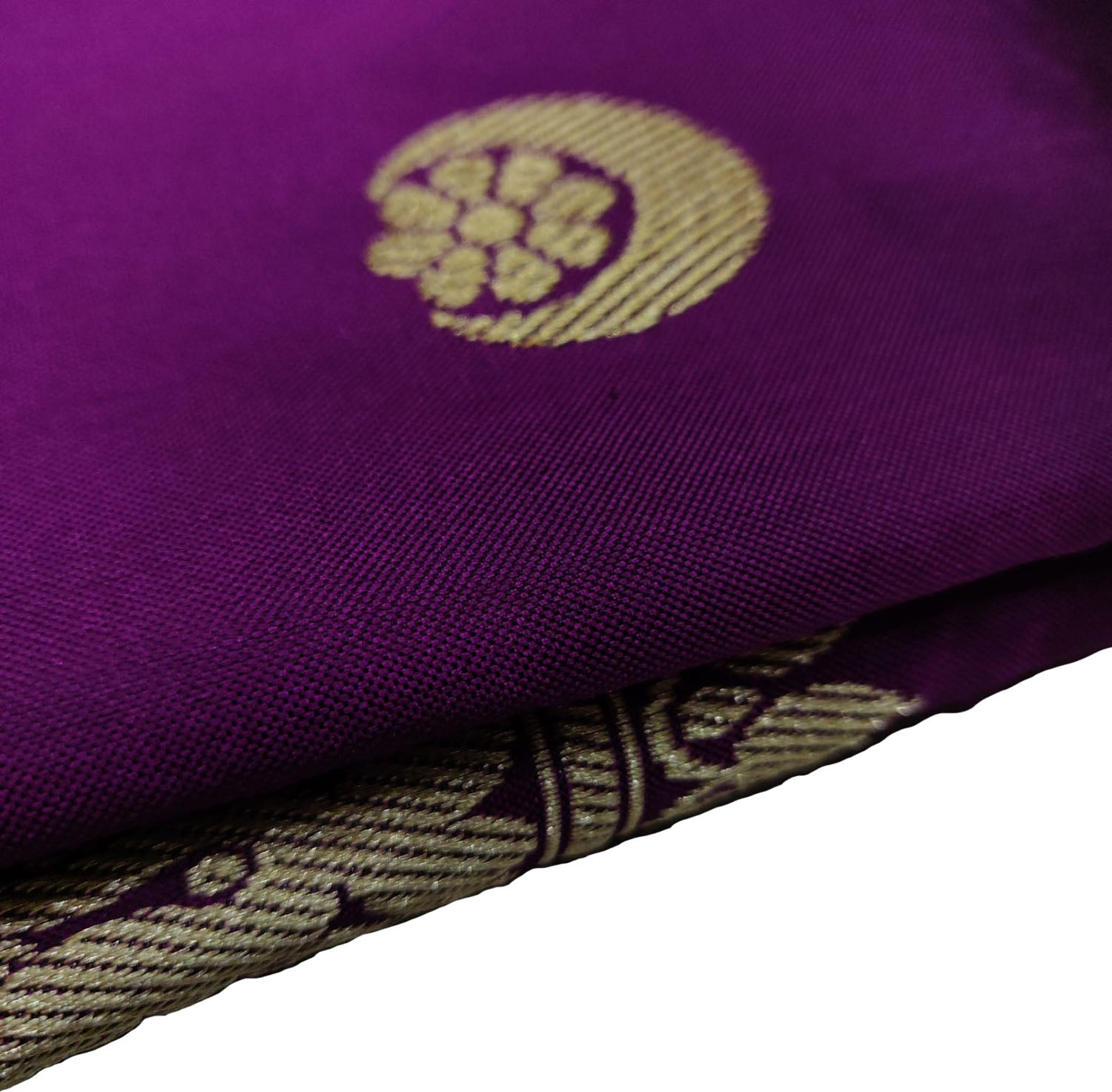 Elegant Purple Handloom Banarasi Pure Katan Silk Chand Booti Design Saree - Luxurion World