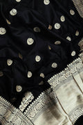 Exquisite Black Handloom Banarasi Pure Katan Silk Chand Booti Design Saree - Luxurion World