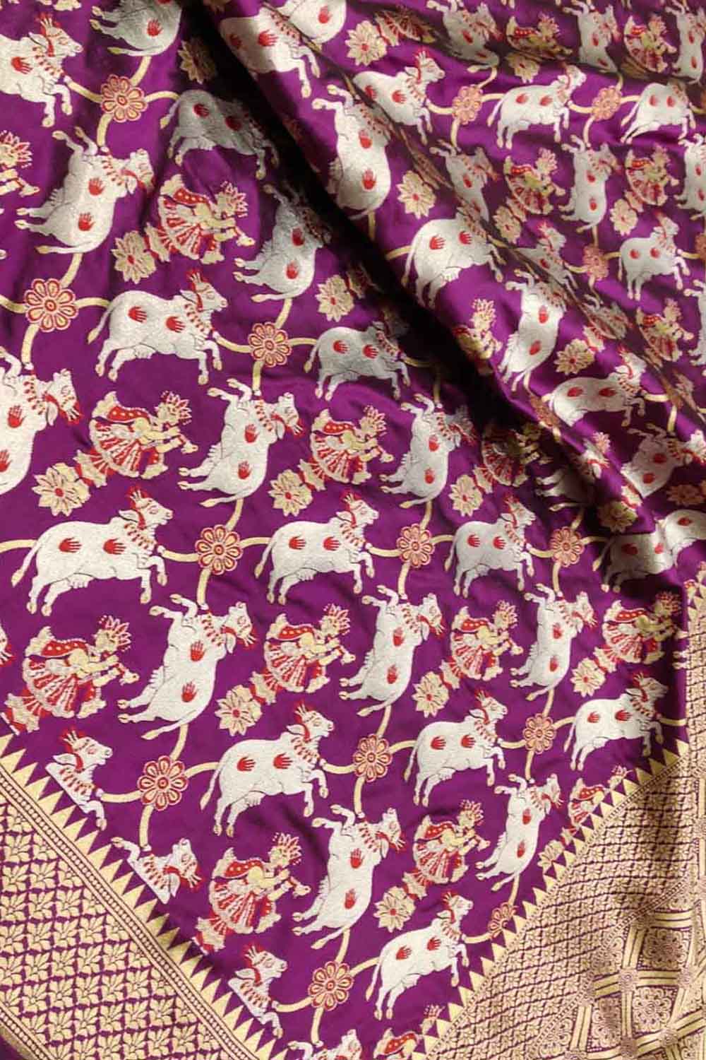 Purple Handloom Banarasi Pure Katan Silk Cow Design Saree - Luxurion World
