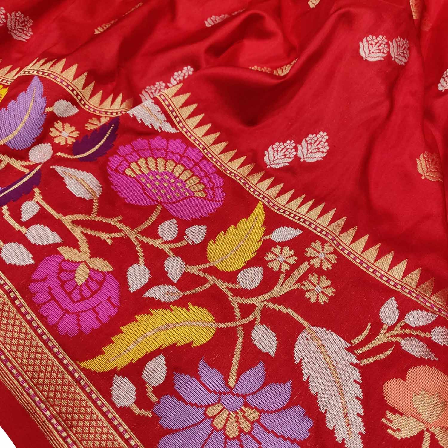 Red Handloom Banarasi Pure Katan Silk Flower Design Meenakari Saree - Luxurion World