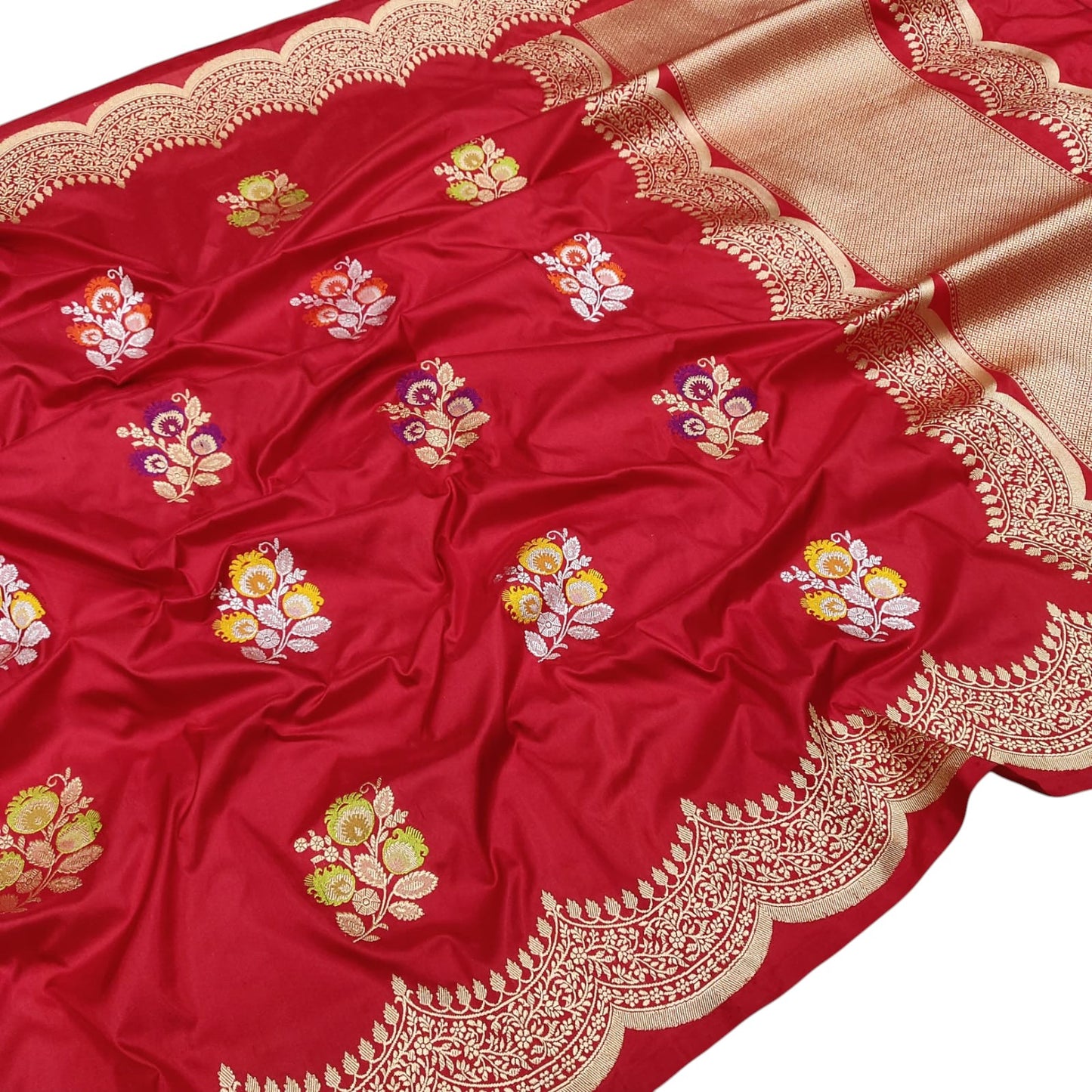 Exquisite Red Handloom Banarasi Pure Katan Silk Meenakari Flower Design Saree - Luxurion World