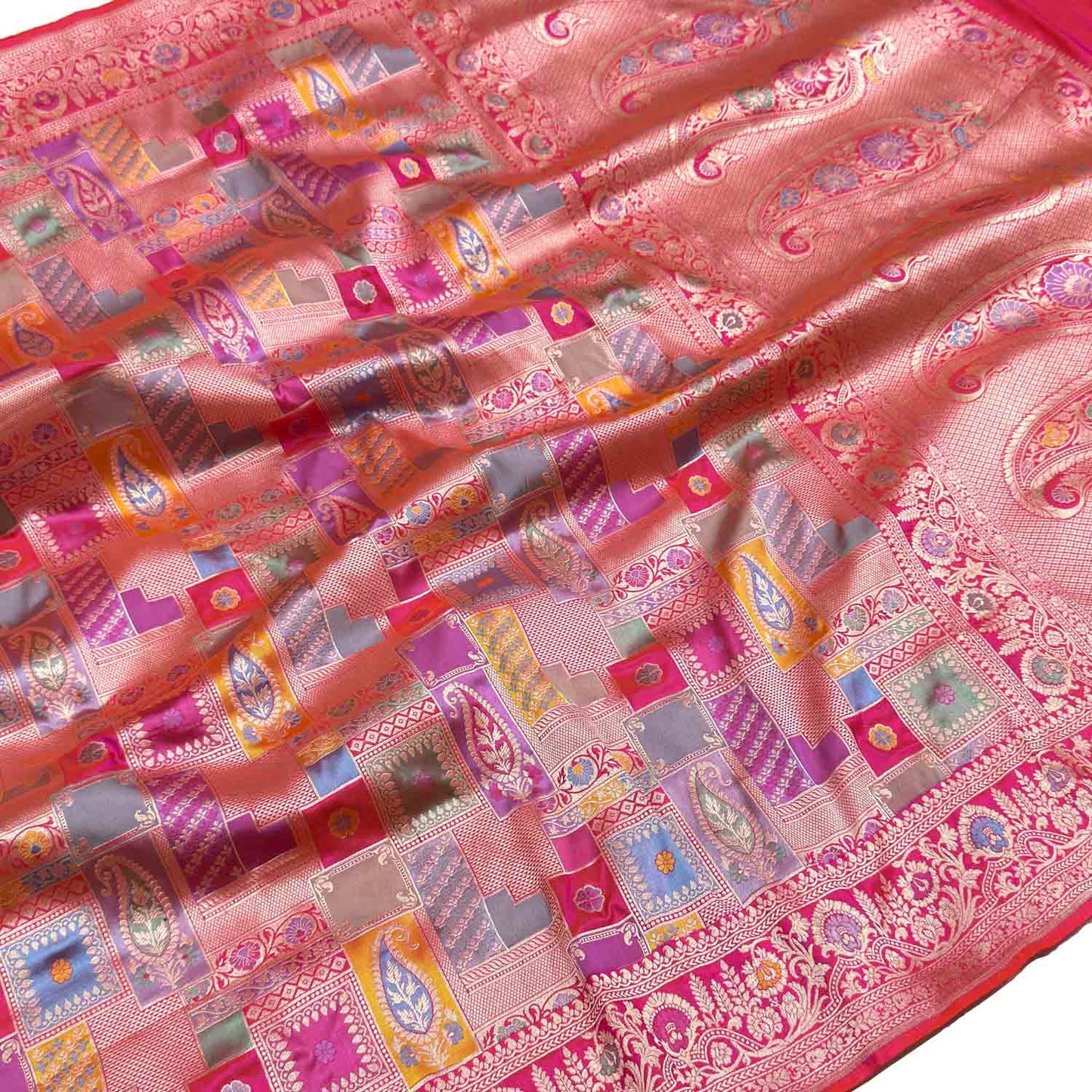 Exquisite Multicolor Handloom Banarasi Silk Saree
