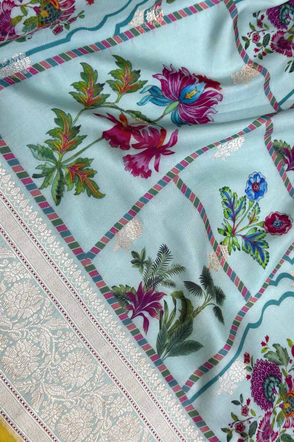 Blue Handloom Banarasi Pure Katan Silk Flower Design Saree - Luxurion World