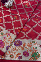 Exquisite Red Handloom Banarasi Pure Katan Silk Flower Design Meenakari Saree - Luxurion World