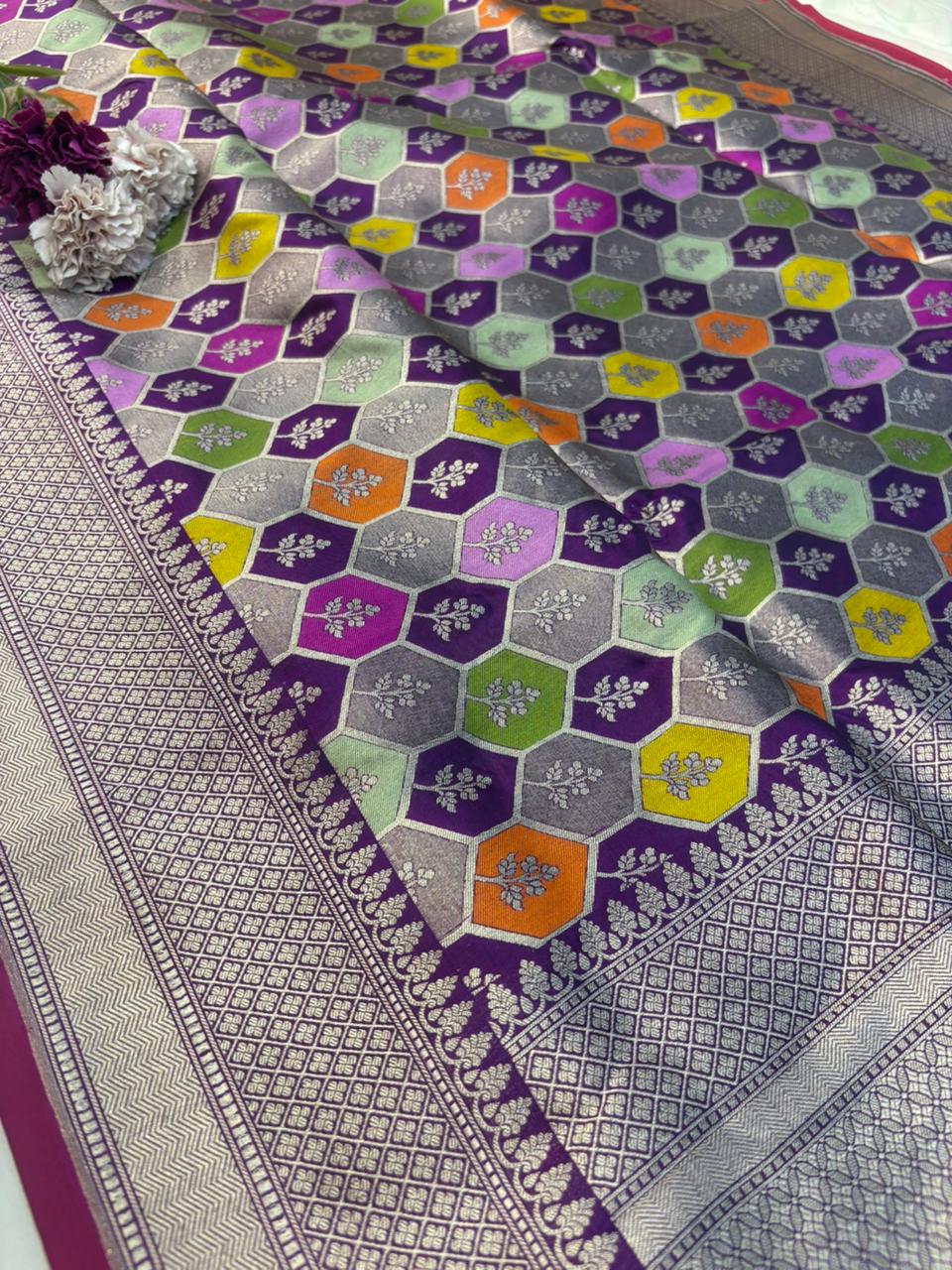 Multicolor Handloom Banarasi Pure Katan Silk Rangkat Design Saree - Luxurion World