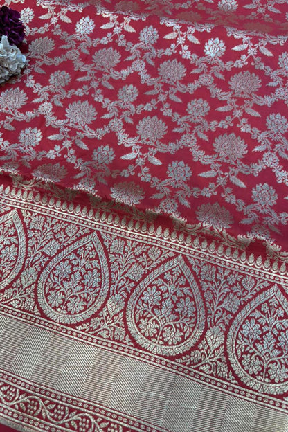 Exquisite Red Handloom Banarasi Pure Katan Silk Saree - Luxurion World