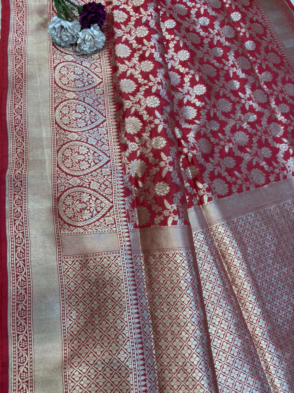 Exquisite Red Handloom Banarasi Pure Katan Silk Saree - Luxurion World
