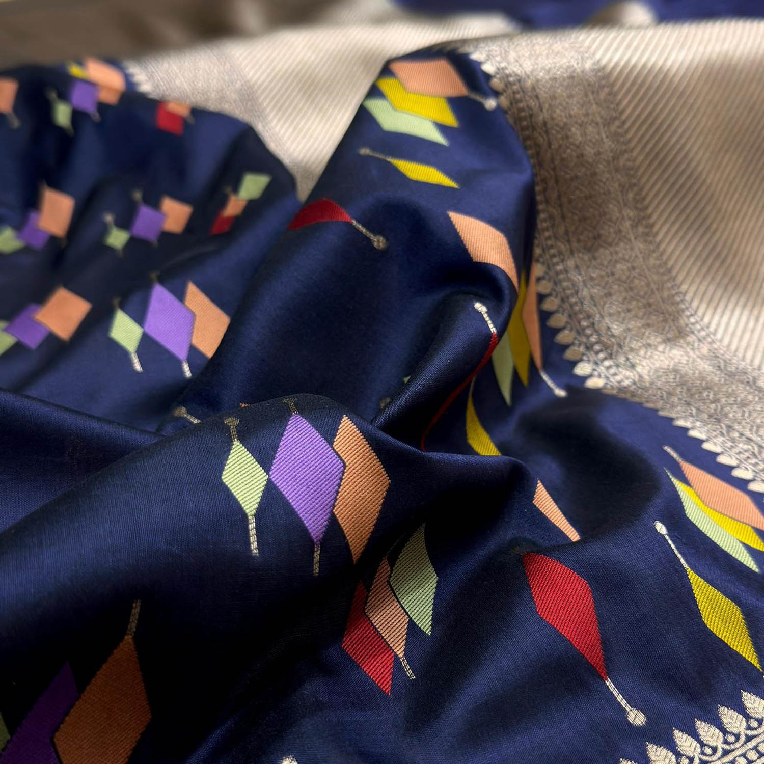 Blue Pure Katan Silk Banarasi Handloom Meenakari Work Saree - Luxurion World
