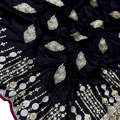 Black Handloom Banarasi Pure Katan Silk Leaf Design Saree - Luxurion World