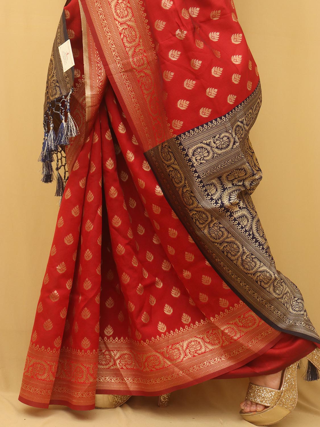 Red Banarasi Cotton Silk Saree - Luxurion World