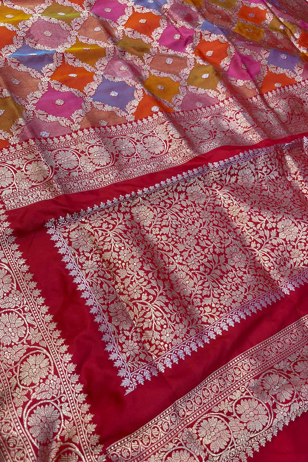 Exquisite Banarasi Handloom Pure Katan Silk Rangkat Saree - Luxurion World