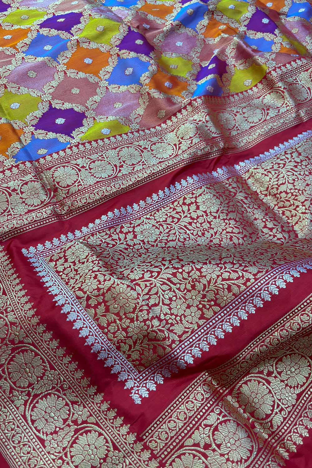 Exquisite Multicolor Banarasi Handloom Pure Katan Silk Rangkat Saree - Luxurion World