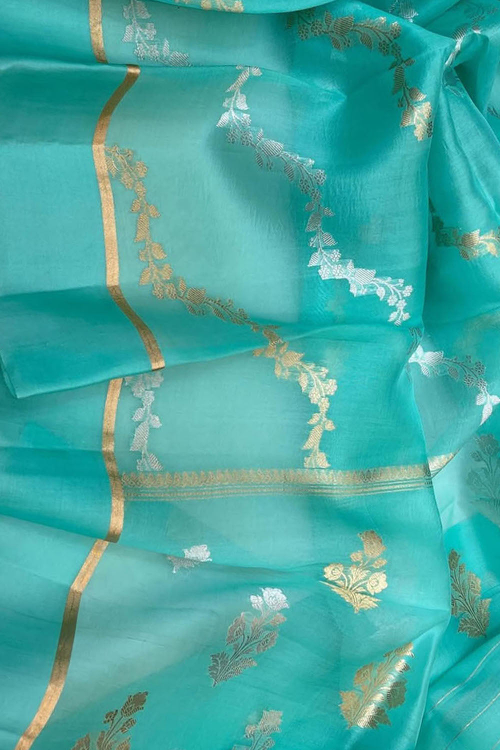 Blue Banarasi Handloom Kora Silk Sona Roopa Flower Design Saree