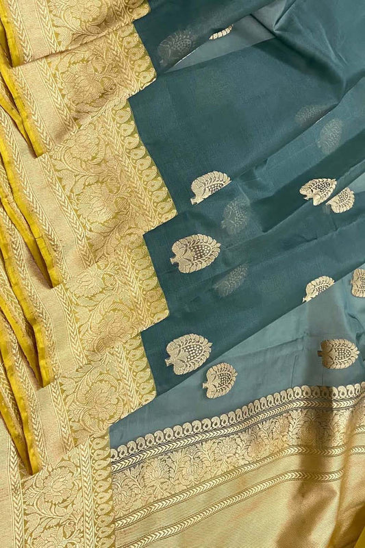 Exquisite Green Banarasi Handloom Pure Kora Silk Saree - Luxurion World