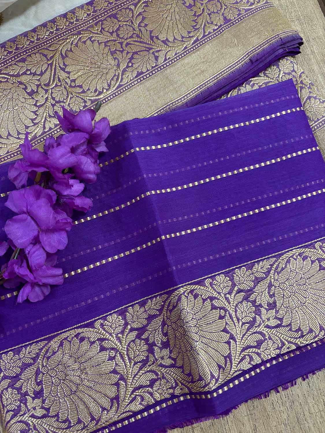 Elegant Off White Banarasi Silk Saree - Luxurion World