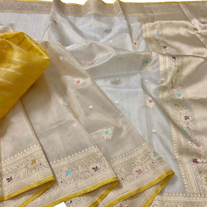 Elegant Off White Banarasi Kora Silk Handloom Saree - Luxurion World