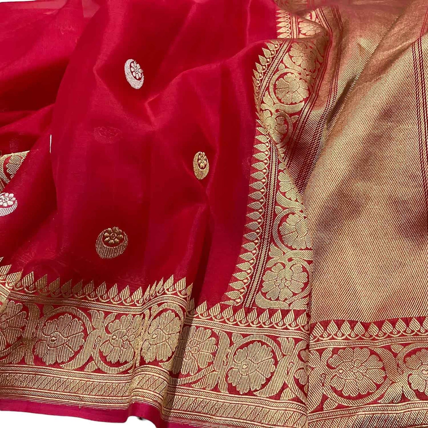 Exquisite Red Handloom Banarasi Pure Kora Silk Saree - Luxurion World