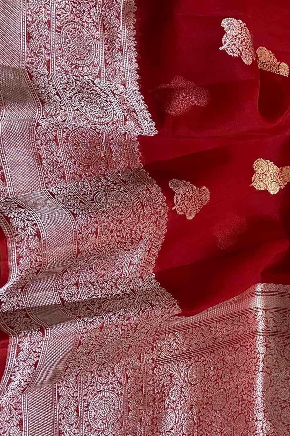 Red Handloom Banarasi Pure Kora Organza Jaal Silver Zari Saree - Luxurion World