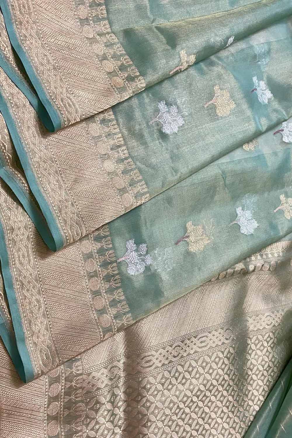 Blue Handloom Banarasi Pure Kora Organza Sona Roopa Flower Design Saree - Luxurion World