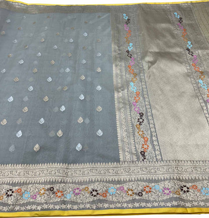 Grey Handloom Banarasi Pure Kora Organza Flower Design Saree - Luxurion World