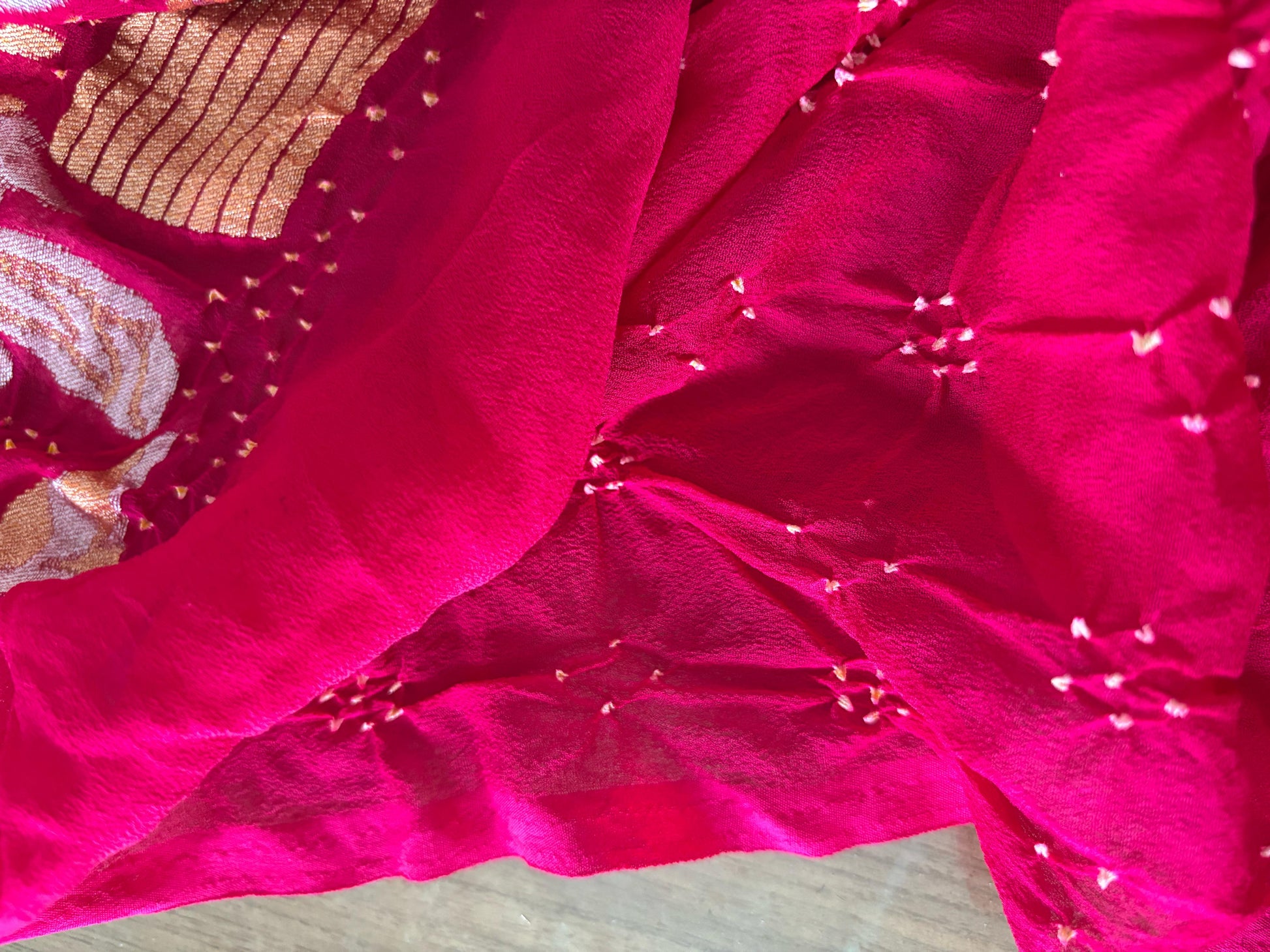 Stunning Pink Banarasi Bandhani Pure Georgette Sona Roopa Flower Design Saree - Luxurion World