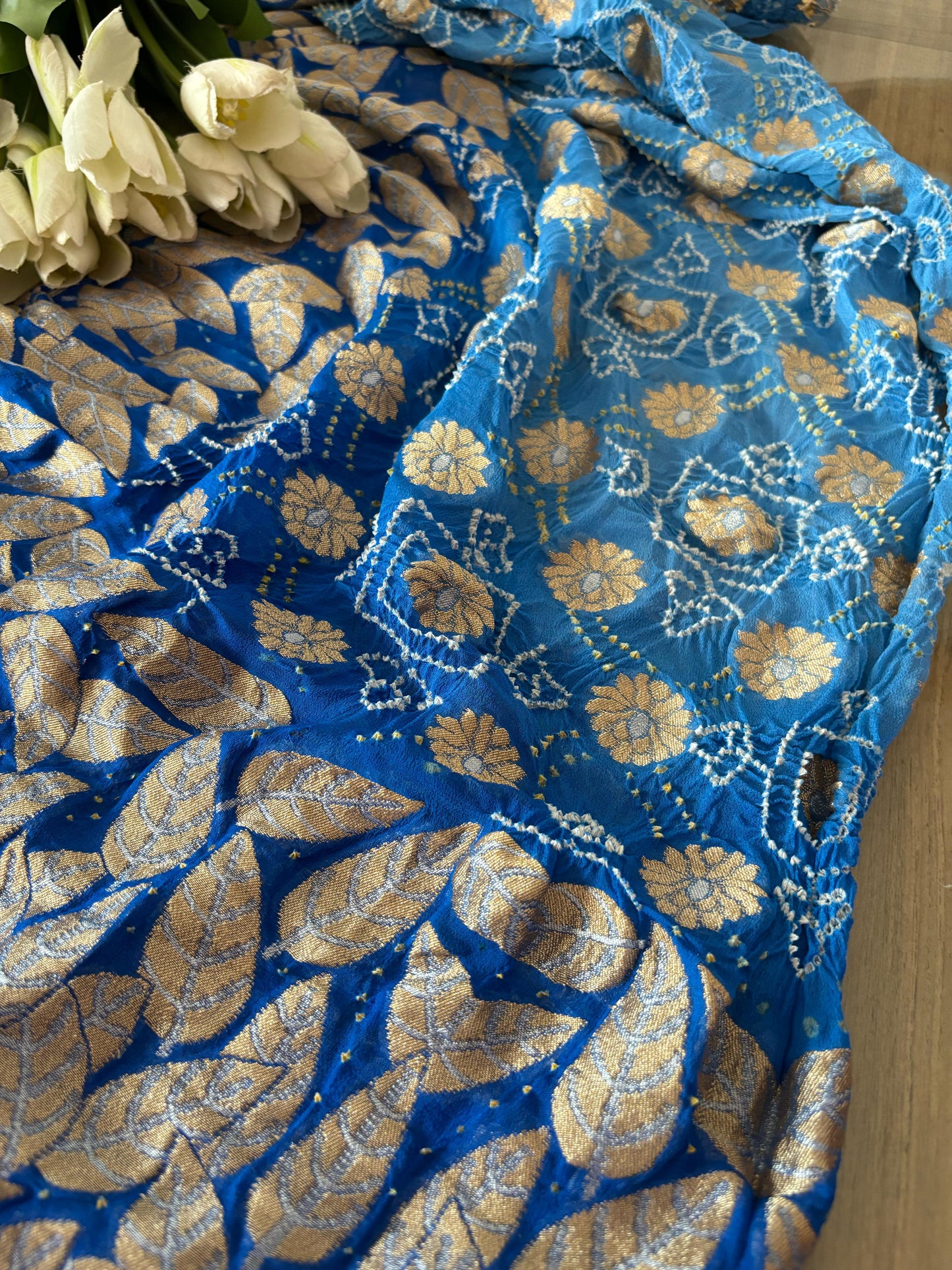 Elegant Blue Banarasi Bandhani Pure Georgette Sona Roopa Leaf Design Saree - Luxurion World